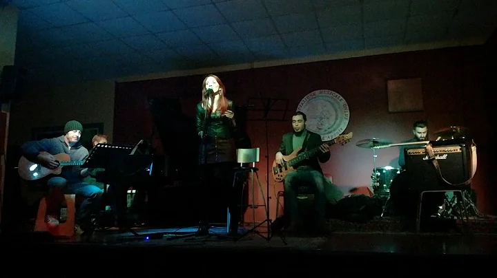 Because the night cover version @Auditorium "Bianc...