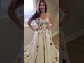 A true floral wedding dress! 🌸💐 Meet Molly, where romance meets effortless elegance.