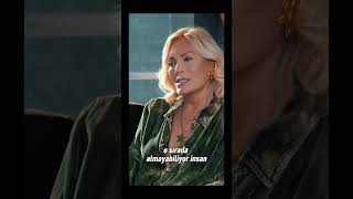 Her İnsanin Hayatinda Bi̇r Takim Kazalar Var Semiramis Pekkan