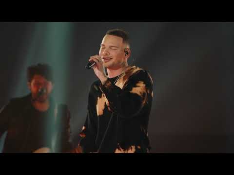 Kane Brown - One Mississippi (Live from the 2021 AMAs)