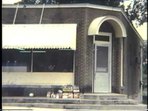 Ferretti's Super Market and Superette 1969