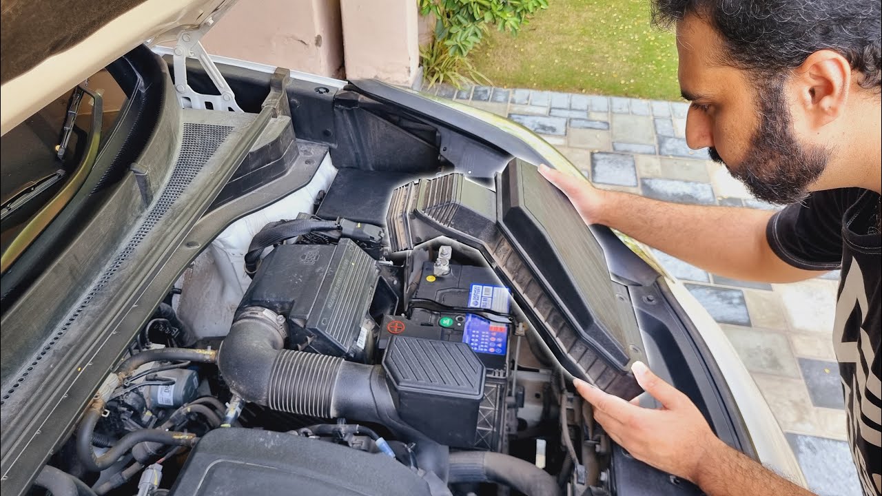 How to remove engine air intake duct in Kia Sportage