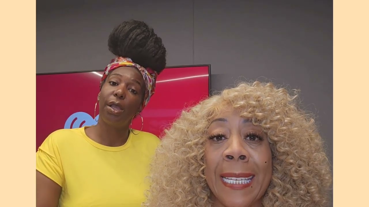 The married female rapper who is 🤰 pregnant by a man who is not her husband! Wendy Wms new  choice.