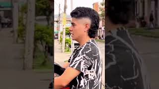 Esta Lloviendo Mucho