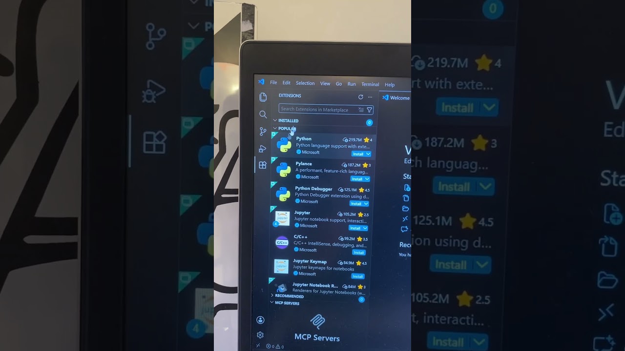 Guarda Python Extension in Visual Studio Code#learnpython #vscode su YouTube Guarda Python Extension in Visual Studio Code#learnpython #vscode su YouTube