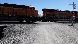 🔥70MPH BNSF 5-Unit Lighting up the Rails!😎