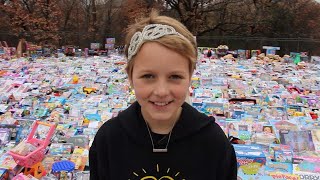 10-Year-Old With Leukemia Collects 10,000 Gifts for Other Kids in Need