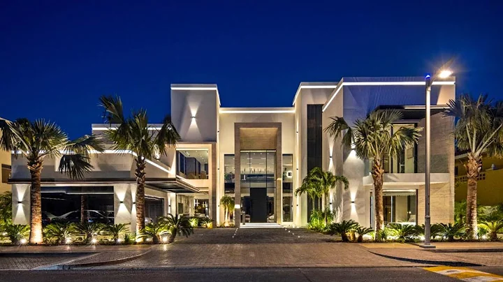 Inside Dubai’s Iconic Signature Villa on Palm Jumeirah | Ultra Luxury Waterfront Home Tour