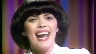 Mireille Mathieu  ( Un Homme ) 1982