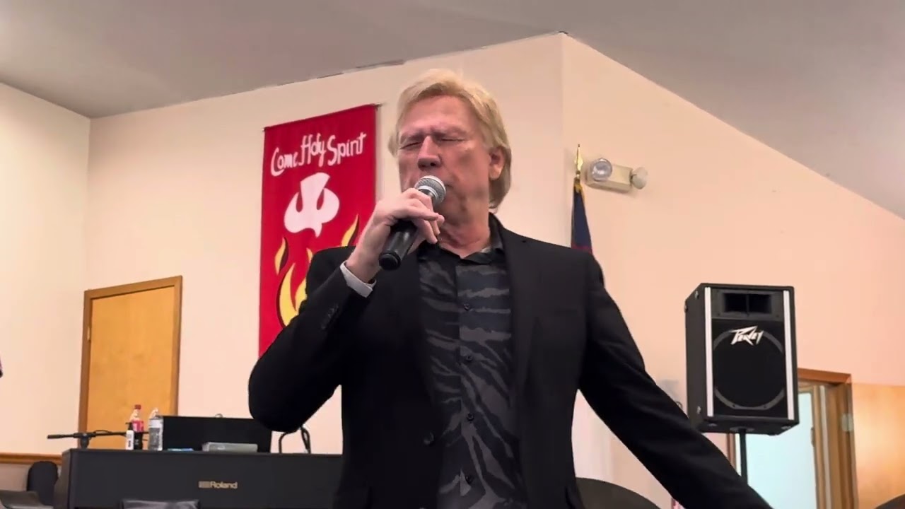 Greg X Volz (Of Petra) singing “More Power To Ya. 5/4/25 in Lafargeville, NY