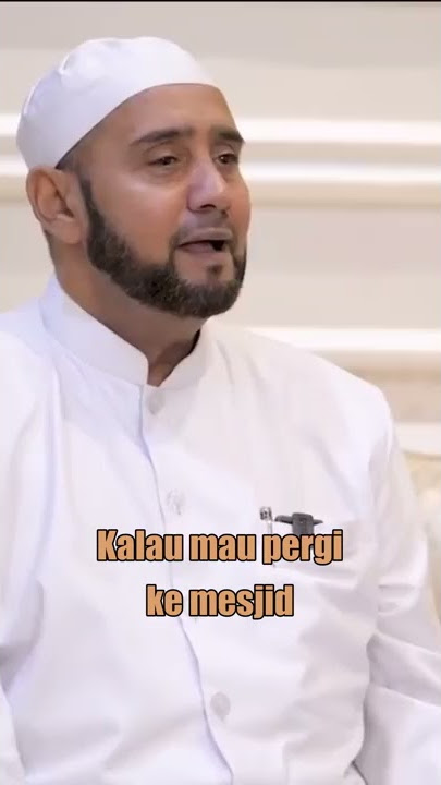 Suka Sholat Pakai Kaos? Ini Kata Habib Syech #Shorts #Shorts