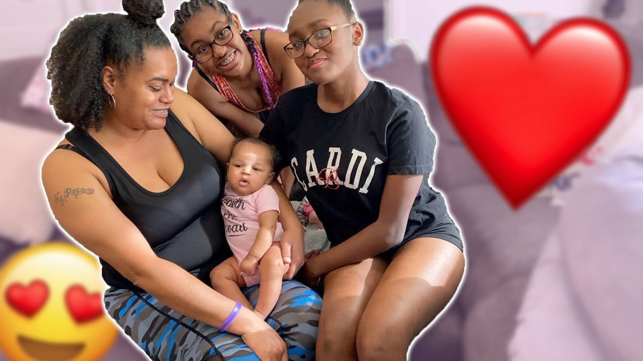 NYREE'S MOM & SISTERS MEET BABY NYOMIE FOR THE FIRST TIME... *EMOTIONAL*