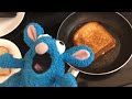 THE MOUSE MAKES GRILLED CHEESE