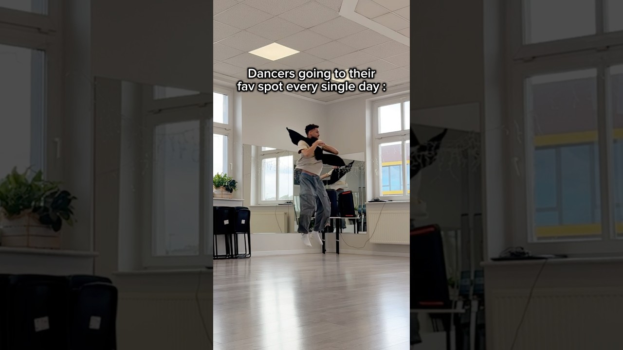 Back left corner 😌 What’s yours ?