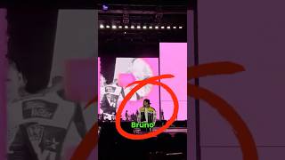 Download Lagu Bruno Mars Shocks BLACKPINK Fans by Crashing Rosé’s Performance with an Epic Twist 😱🔥 #shorts MP3 Download Lagu Bruno Mars Shocks BLACKPINK Fans by Crashing Rosé’s Performance with an Epic Twist 😱🔥 #shorts MP3