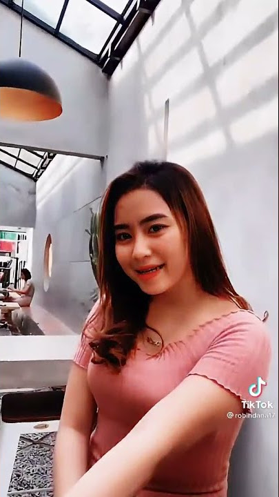 DINDA AMAN😂😂