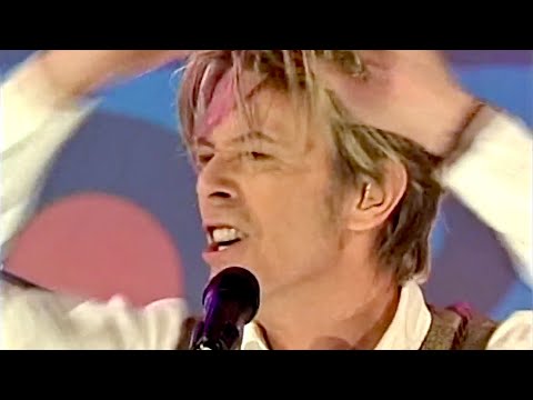 David Bowie | I Took a Trip on a Gemini Spaceship | TOTP 2 | Kaufman Studios | NYC | 2 June 2002