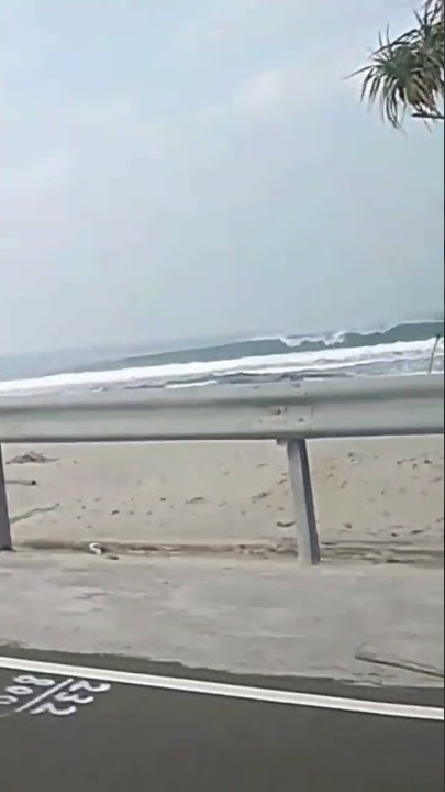 Mentahan Video Naik Mobil Di Pantai #dc152 #short #shorts #status #prank #share #subscribe #pantai