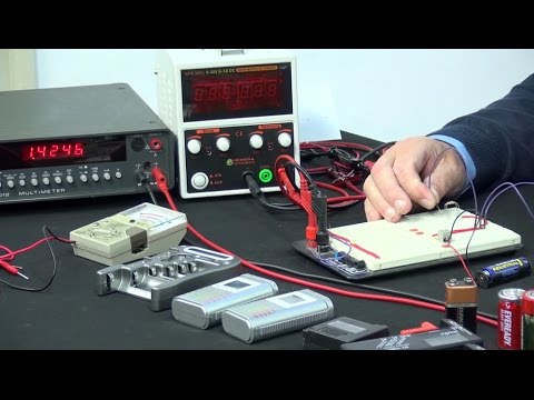 Video: Wie funktionieren Batterietester?