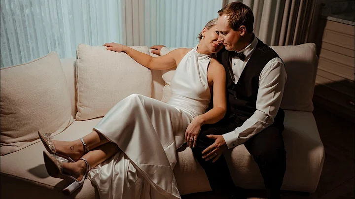 Sparrow Lane in the Fall | Jessica and Tyler's Romantic Autumn Wedding