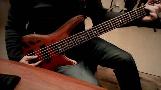 Video thumbnail of "The Hooters Johnny B BassPlayalong"