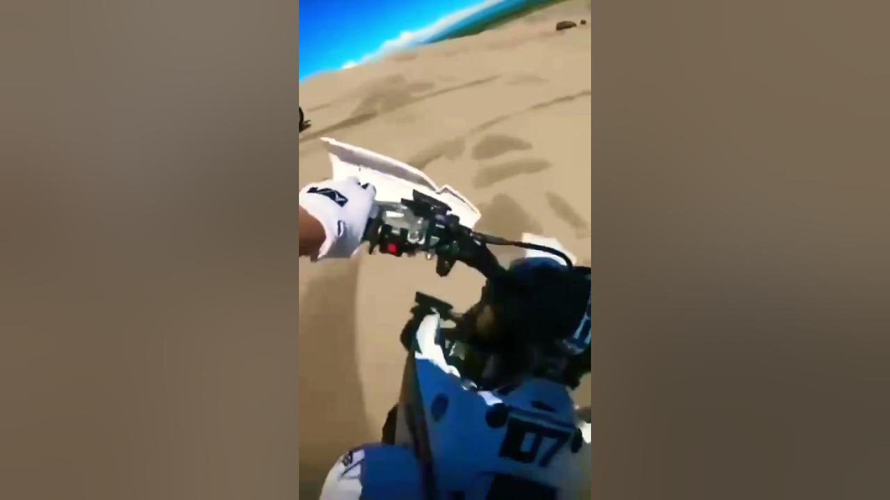 EPIC DIRT BIKE JUMP IN SAND DUNES! EPIC DIRT BIKE JUMP IN SAND DUNES!