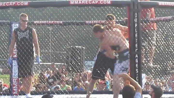 justin bushman fight 7-14-12 rd1