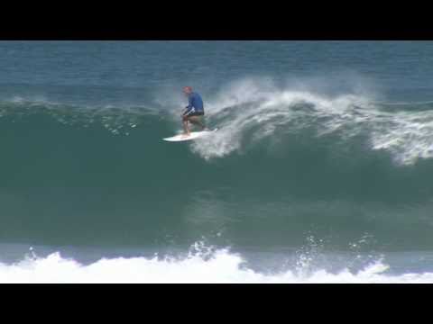 Kelly Slater at Laniakea, North Shore, Hawaii 12-8...