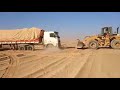 شاهد مغامرة الشاحنات وسط الرمال طريق اليمن الرويك الرمله مارب الجوف السعوديه