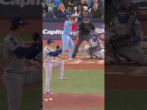 #WorldSeries Yoshinobu Yamamoto pulled out all his tricks 🕸️