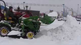 John Deere 1 Series Compact Utility Tractor Overview
