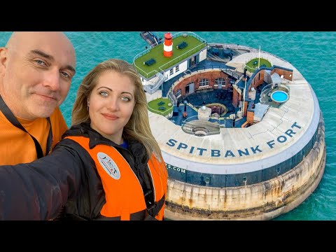 EXPLORING £4MILLION SPITBANK FORT! Luxury Hotel, Solent Sea Forts [Sea Series Part 2].