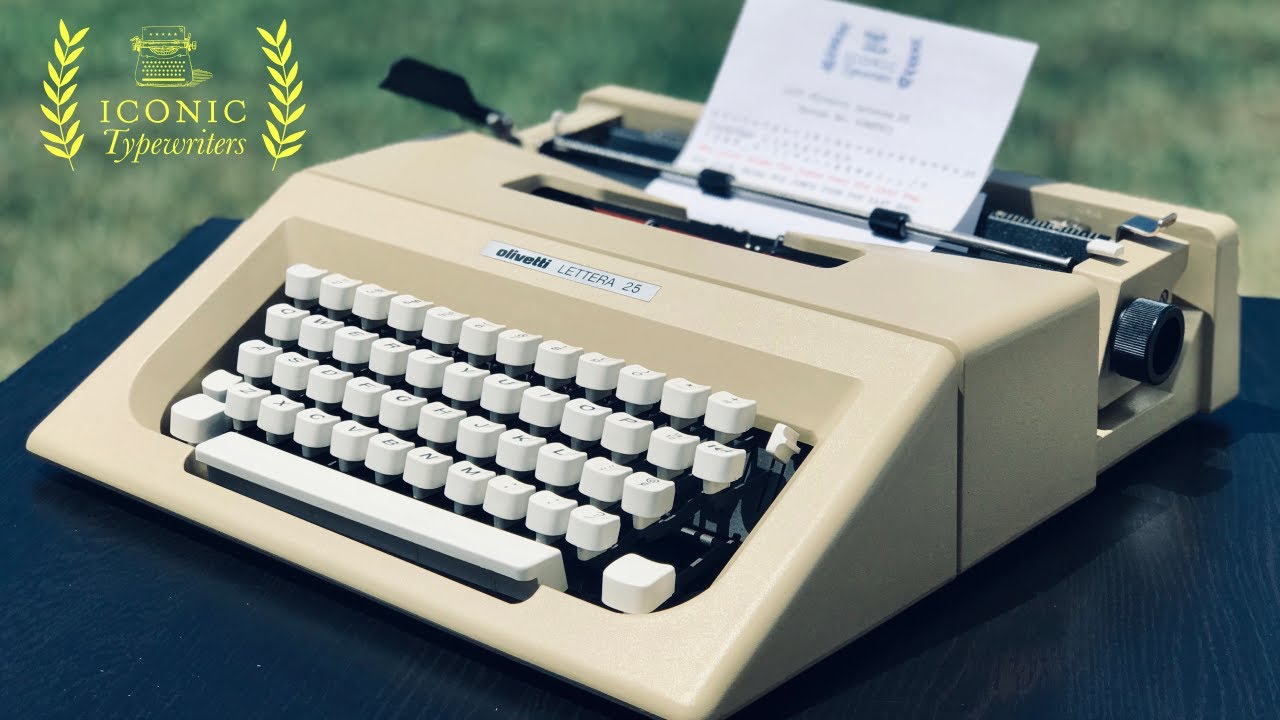 1975 Olivetti Lettera 25 Portable Typewriter - Modern Vintage