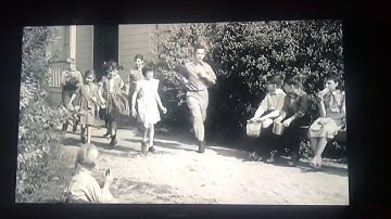 Scout pounds Walter Cunningham’s rear