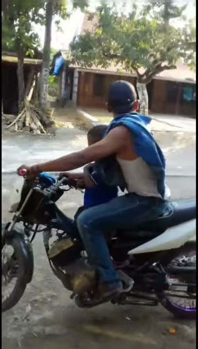 Story wa lucu aku mundur alon2