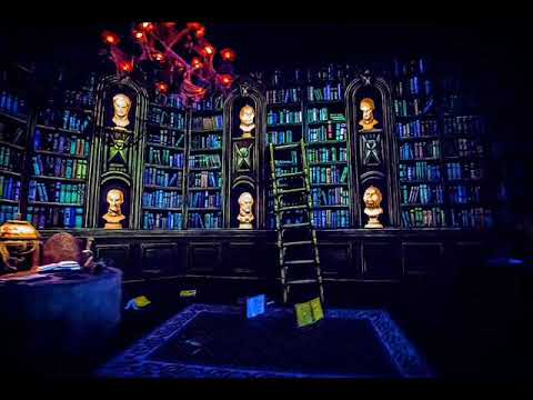 Grim Grinning Ghosts - ディズニーランド