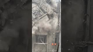 Write your opinion in the comments. 💬 Luckly I caught this on cam. (no people were hurt) 🙂