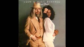 Leon & Mary Russell - Love's Supposed To Be That Way chords