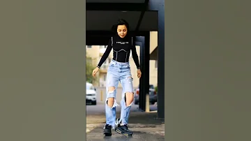 بنت تركيه تغني دوم تك تك دوم دوم تك 