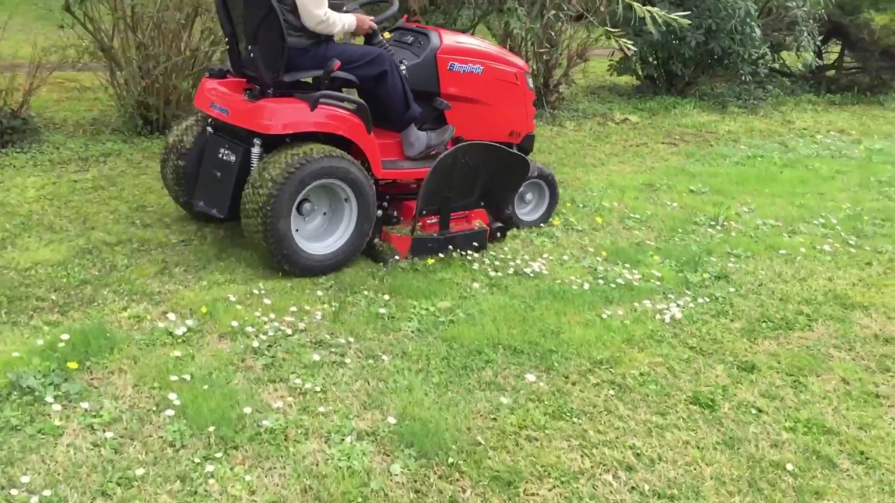 SIMPLICITY CONQUEST - Trattorino idrostatico con sospensioni scarico laterale mulching