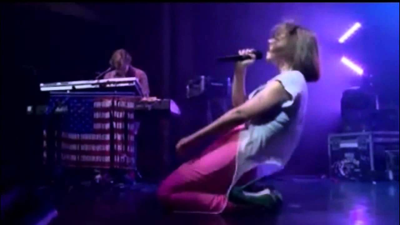 Jealousy Marina And The Diamonds MTV Live in New York 21-06-2011 HD