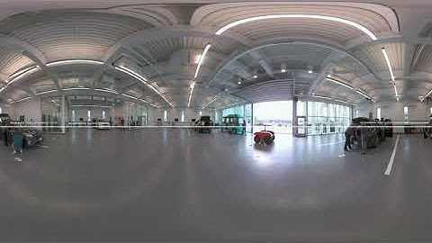 Waterloo 360 Tour - AVRIL