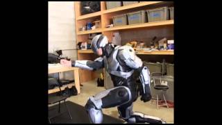 Robocop - The Robocop Suit - Featurette