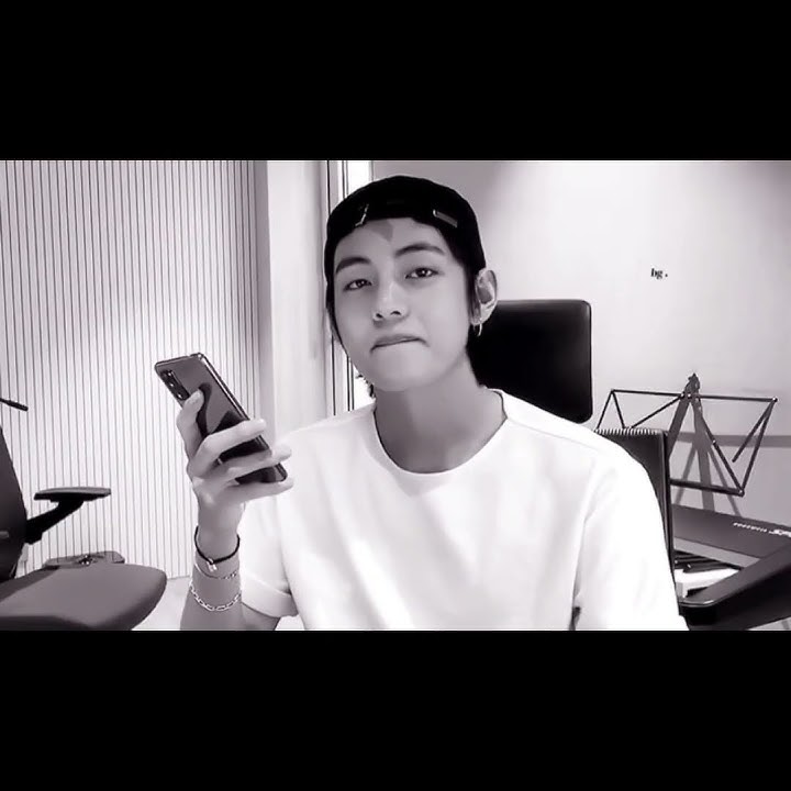 imagine being in video call with him #taehyung #btsarmy