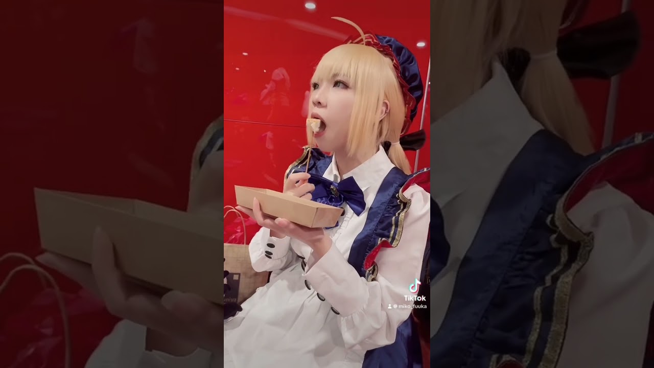 Eat eat eat 😋🥟🍢🍣🍔🥢 