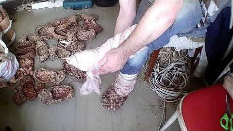 Как навернуть онучи в лапти русские. Секреты старинного ремесла.