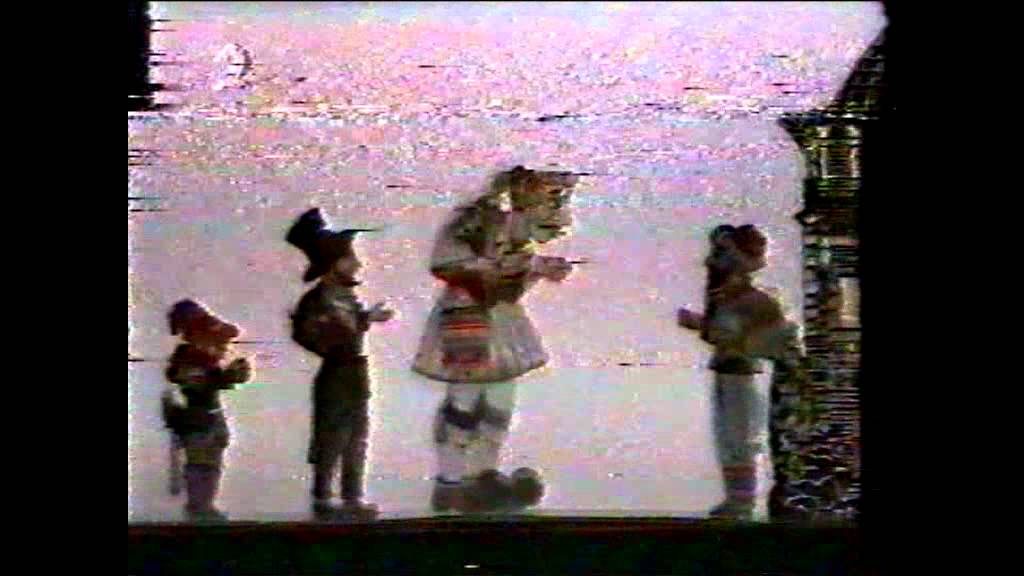 ΓΙΑΝΝΑΡΟΣ - ΤΟ ΦΡΟΥΡΙΟ ΤΩΝ ΔΑΙΜΟΝΩΝ (ΚΑΡΑΓΚΙΟΖΗΣ)