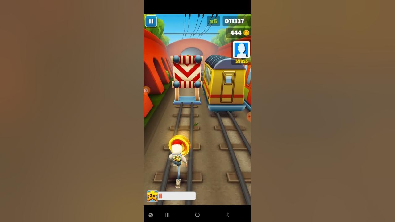 jogando Subway Surfers 1.4 