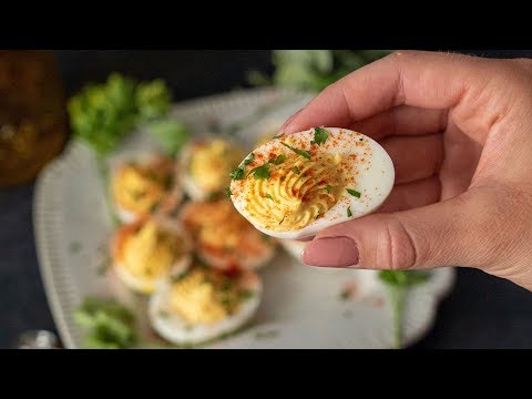 Keto Deviled Eggs (Easy)