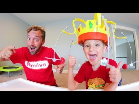 Father & Son PLAY CHOW CROWN! / Chomp The Snacks!